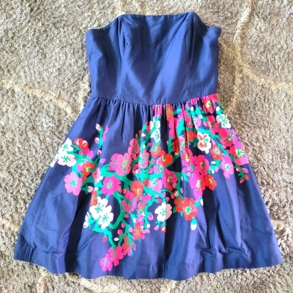 Lilly Pulitzer Lottie Dress 8 - Picture 2 of 16